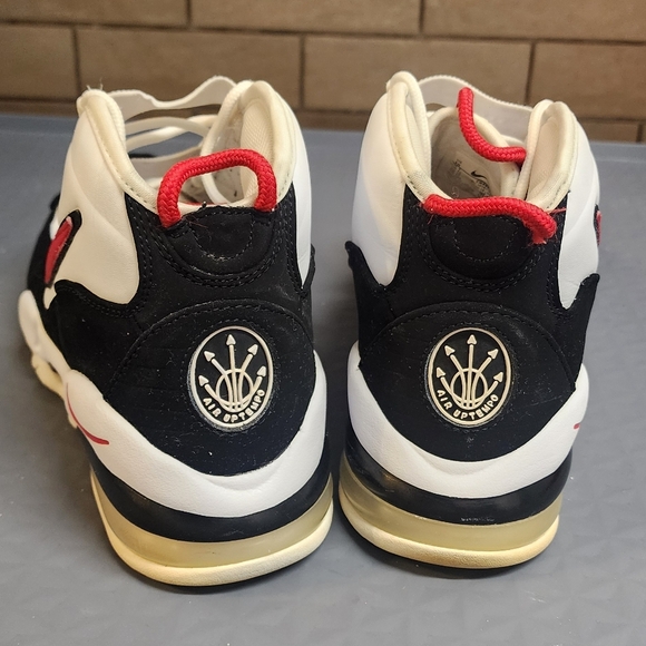 Nike Air Max Uptempo 95 Mens  Sz 10 White Black Red Athletic Sneakers CK0892-101 - Picture 7 of 12